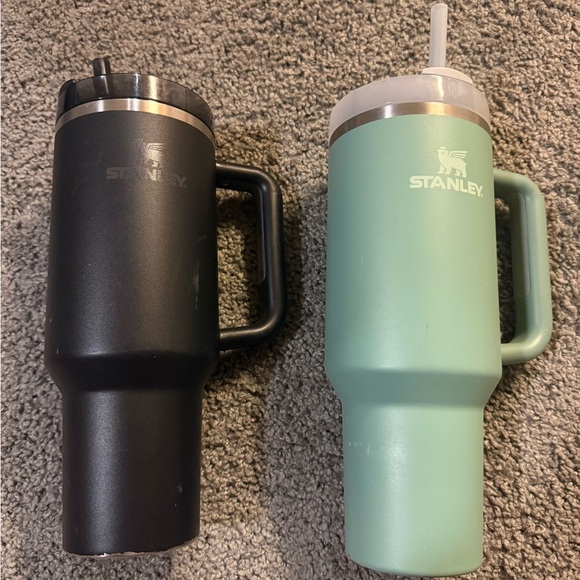 Stanley Other - 40oz Stanley Tumblers